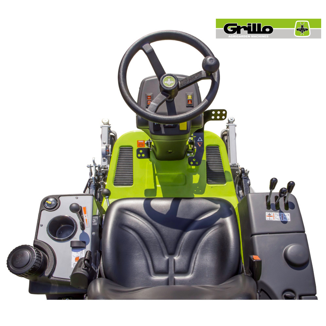 Grillo FD 500 Hydrostatic Out-Front Mower with Collector