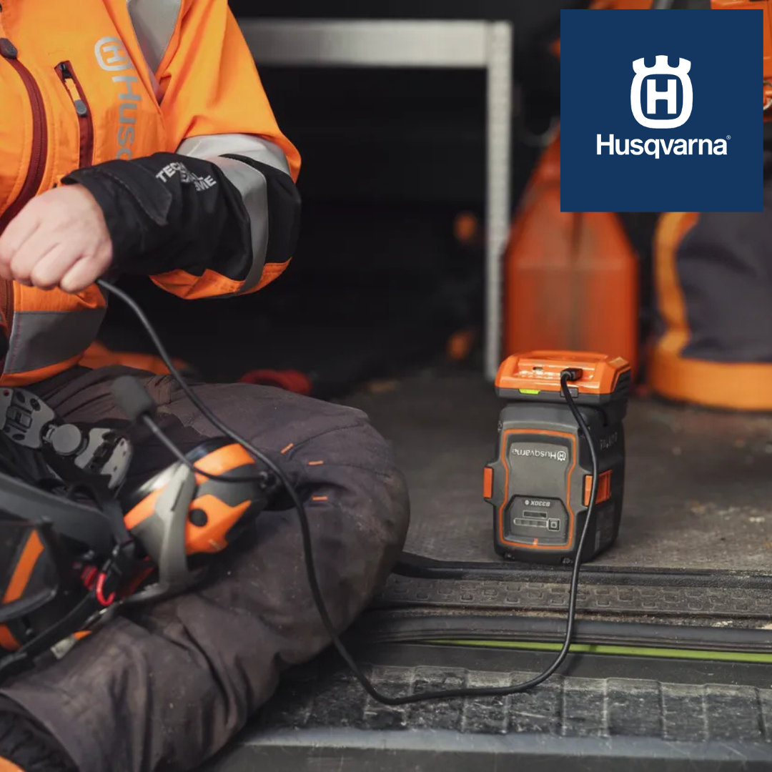 Husqvarna 40-USB150X Charger Adapter