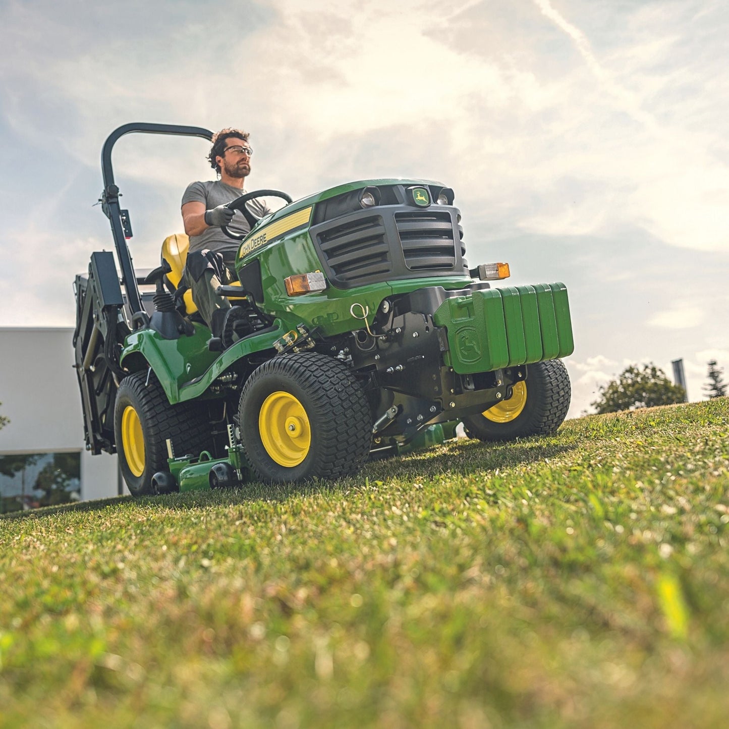 John Deere X950R Ride-On Diesel Mower